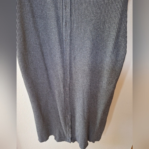 NWT Torrid Midi Rib Knit Snap Front Dress. Charcoal gray. Womens size 3 - Picture 5 of 6